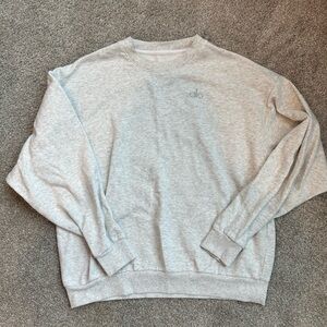 ALO Yoga Women’s Gray Sweater